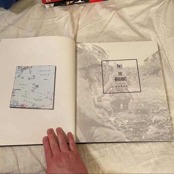 ISLANDS OF HELL: PHOTOS & HISTORY FROM WWII IN THE PACIFIC - Picture 3 of 9